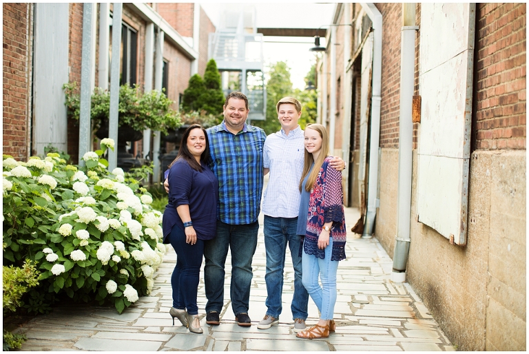 Family + Senior Photographer in Nashville Tn