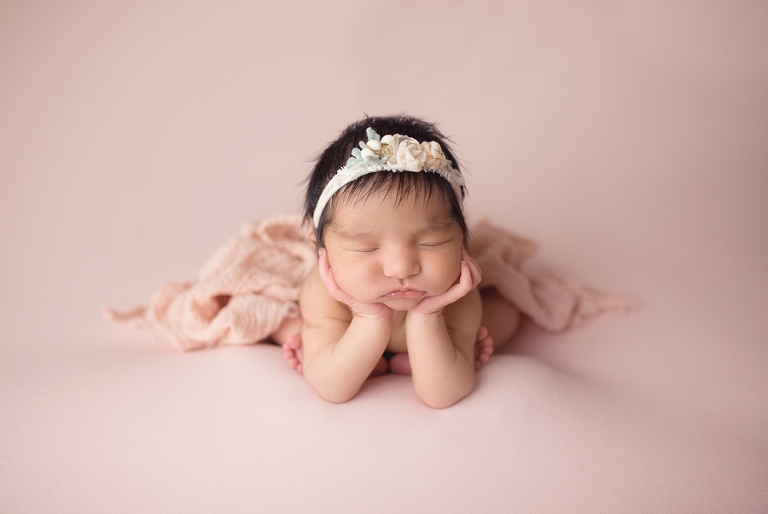 Mt. Juliet Professional Newborn + Family Photographer