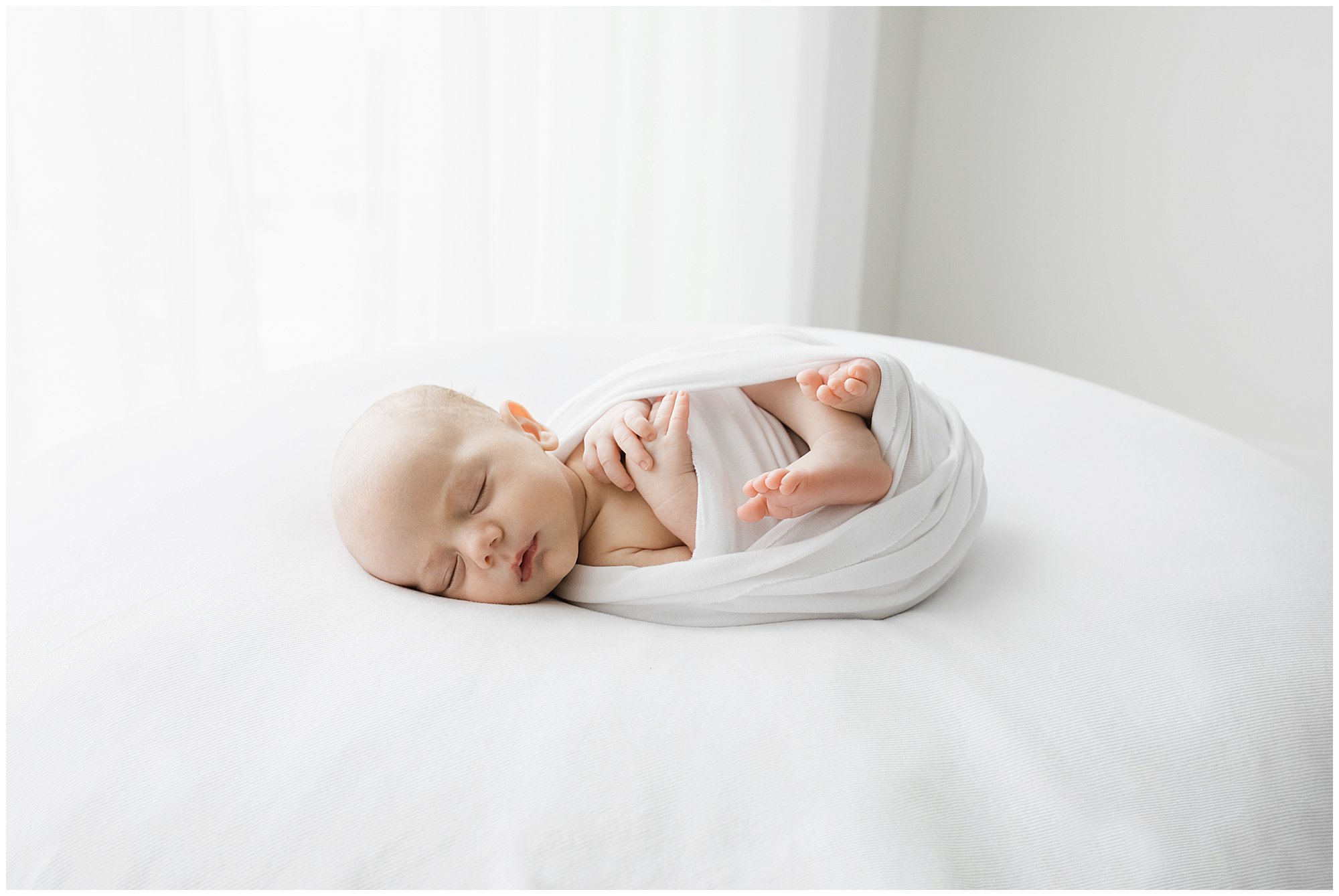 lifestyle newborn photography nashville