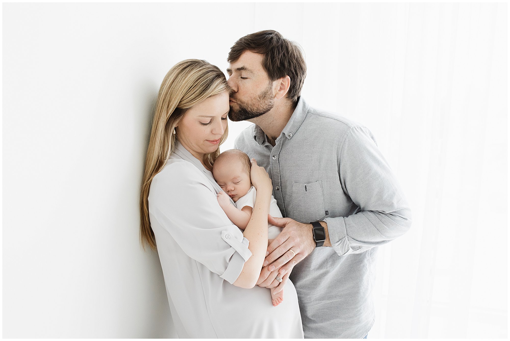 lifestyle newborn photography nashville