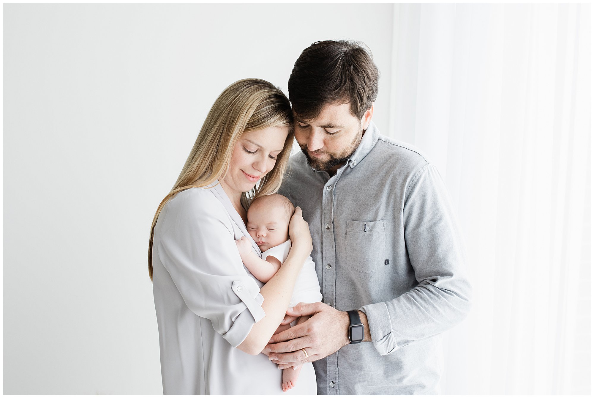 lifestyle newborn photography nashville